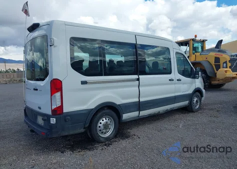 2020 Ford Transit-350 Passenger Van Xlt z USA, uszkodzony, nr VIN 1FBAX9CG2LKB24183